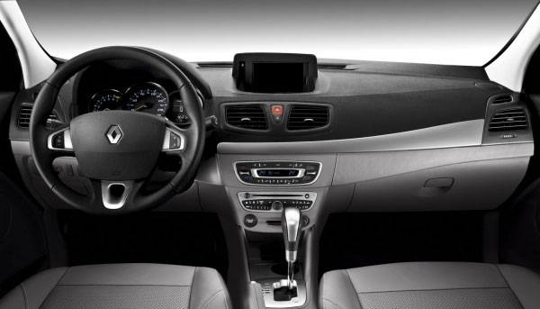 kiralik-garaj34-2017-renault-fluence-1-5-dci-90-hp-edc-touch